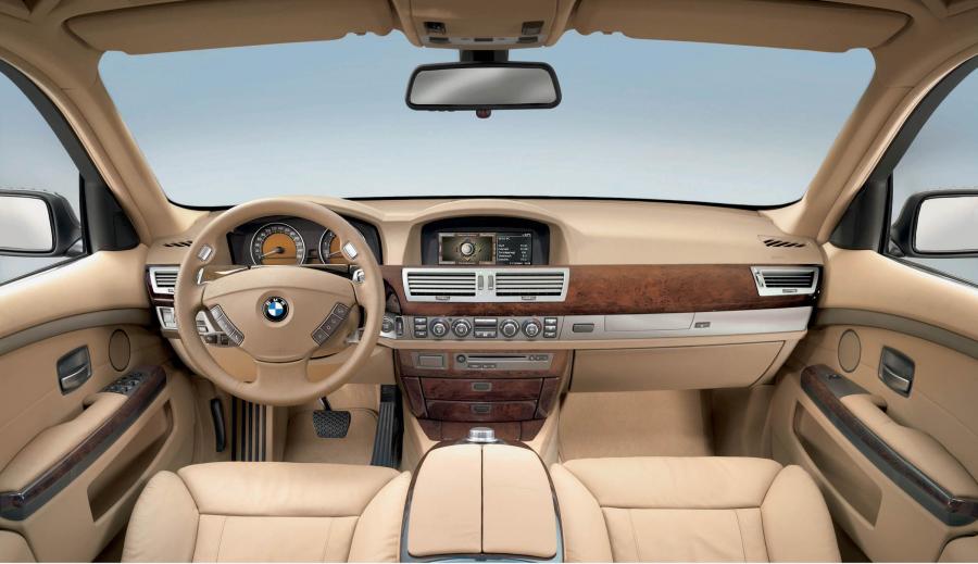  BMW 7-Series L 2006 года  (фото 31 из 89)